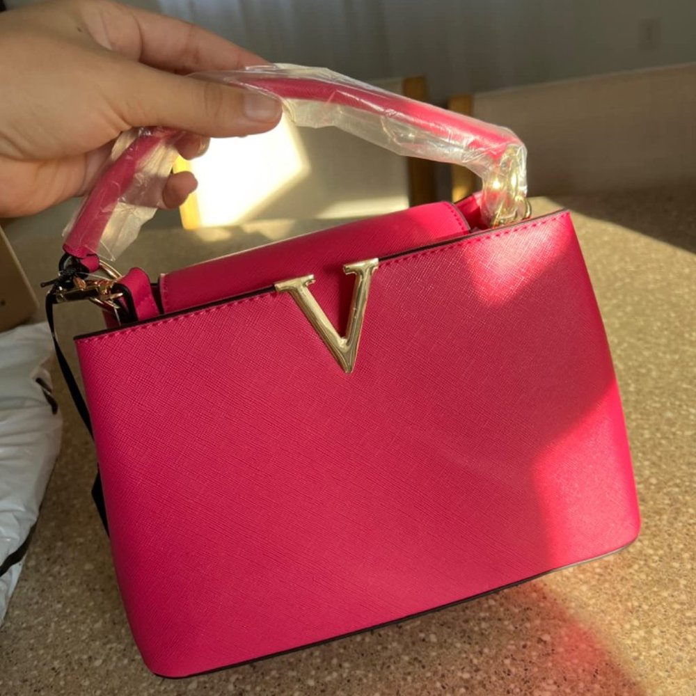 Neiman Marcus Country Club Women's Small Satchel Bag Classic Top Handle …
